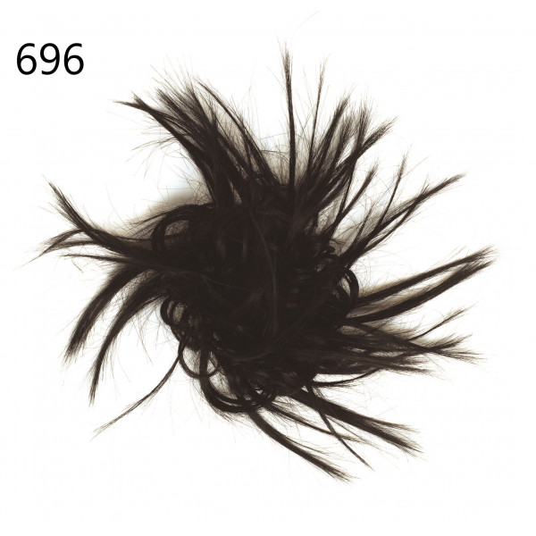696